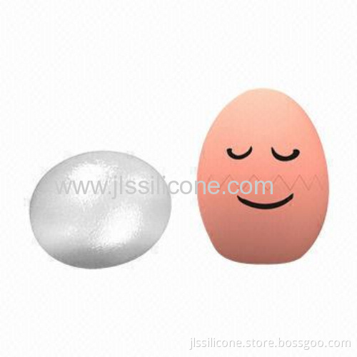 Customized Egg-shaped Silicone Ice Cube Tray